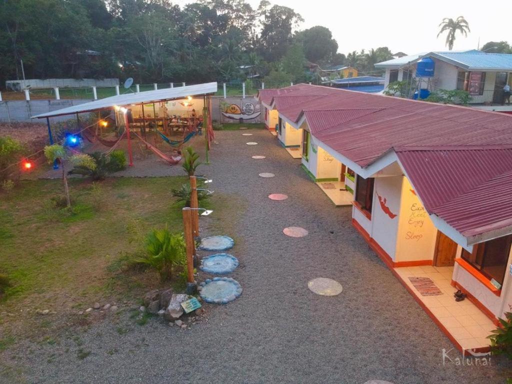 Kalunay Hostel Puerto Viejo de Talamanca Esterno foto